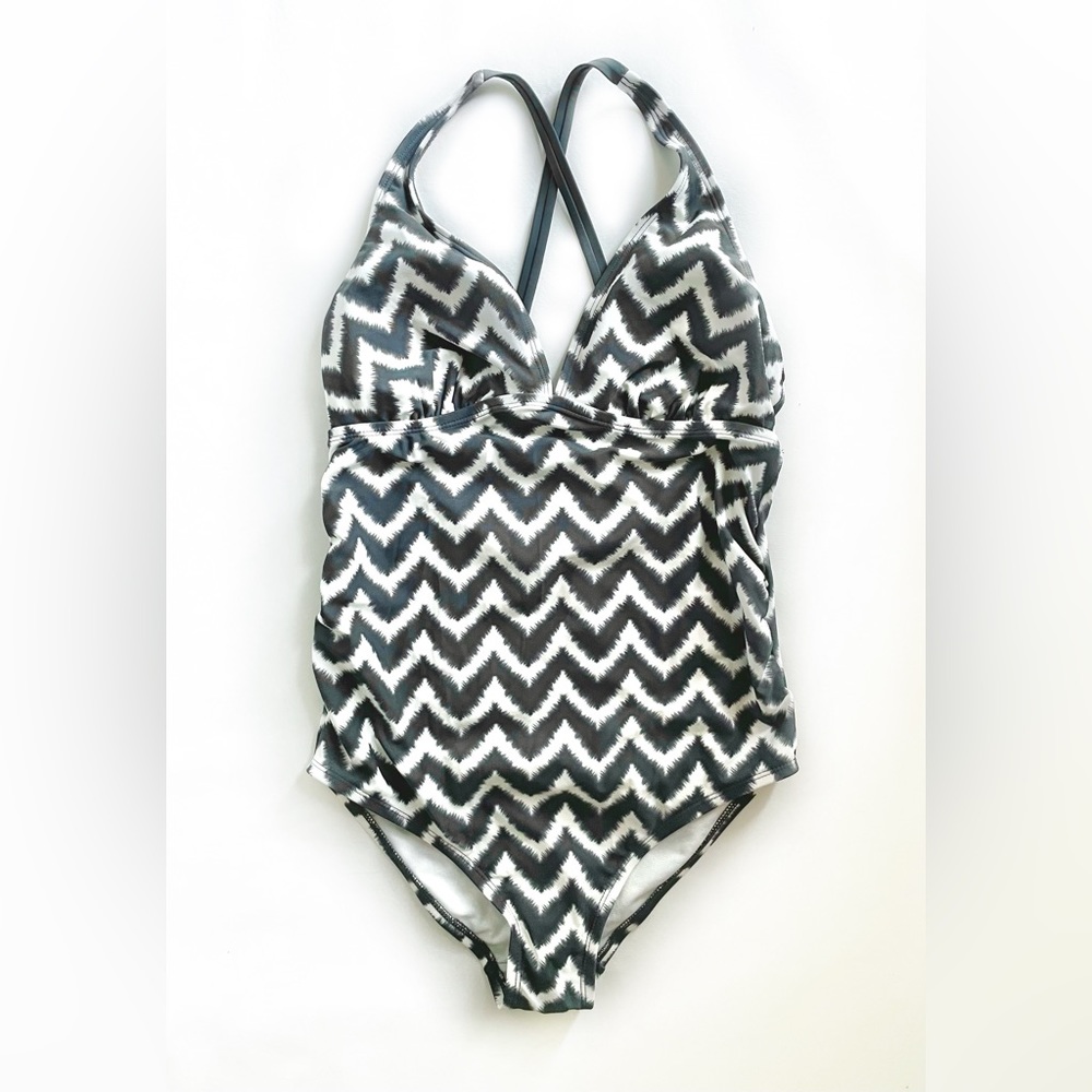 New maternity swimsuit Liz Lange, Size S